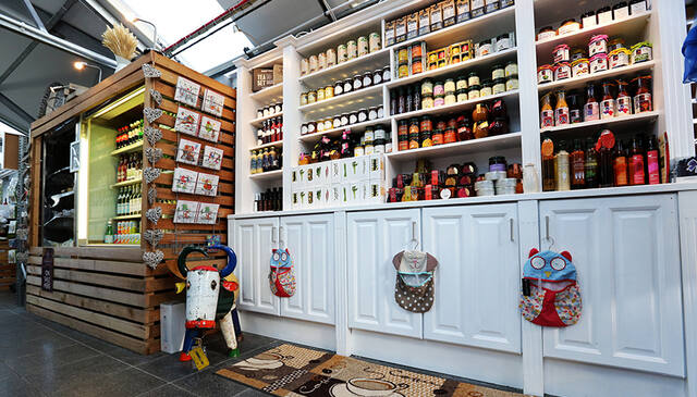 Cameron's Café & Deli